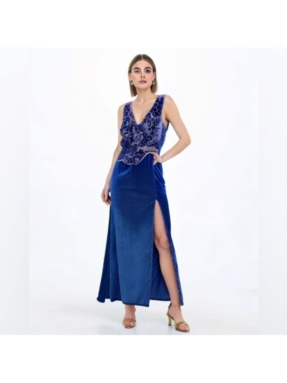 Céline New York Vintage Blue Velvet Embroidered Floral Bodice Formal Prom Dress